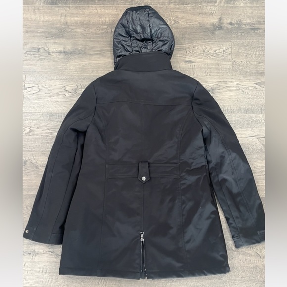 Women winter jacket with hoodie size M - Picture 2 of 9